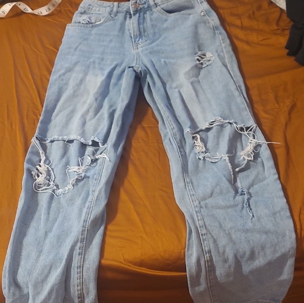 SHEIN Light Blue Distressed Boyfriend Jeans